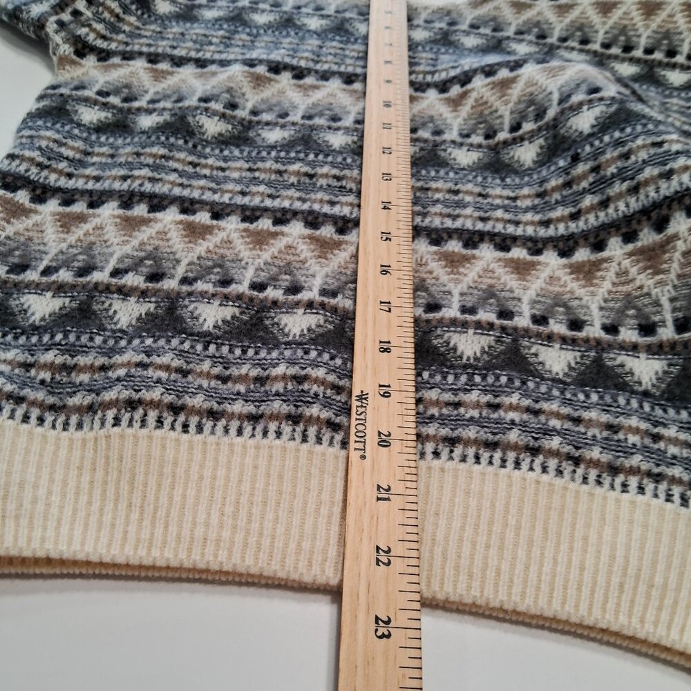 Vintage Tundra Canada Sweater - Picture 7 of 9